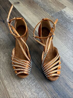 Dance heels